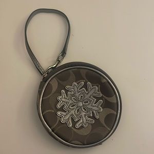 Coach Signature Coin Purse- Gray/Silver Snowflake